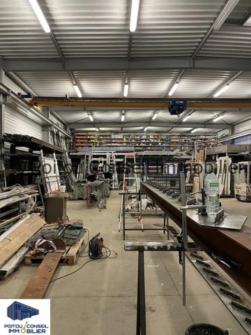 MURS D’ACTIVITE 460 M2 ECHIRE FONCIER CLOS PROCHE NIORT ET PEAGE A10