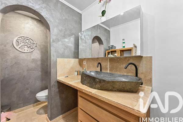 Maison à vendre 7 pièces 215 m² Saint-Leu