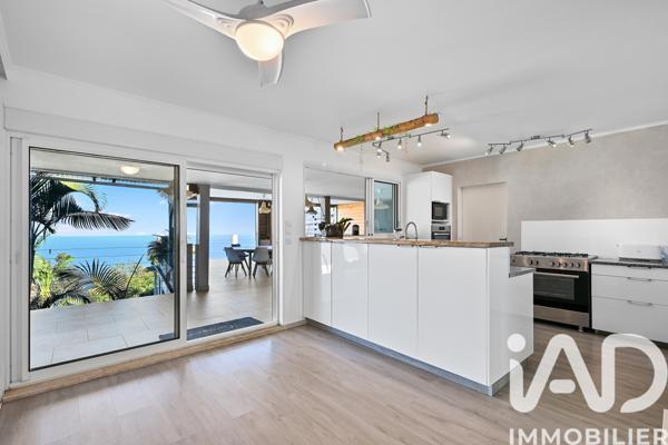 Maison à vendre 7 pièces 215 m² Saint-Leu