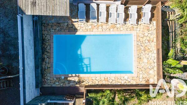 Maison à vendre 7 pièces 215 m² Saint-Leu