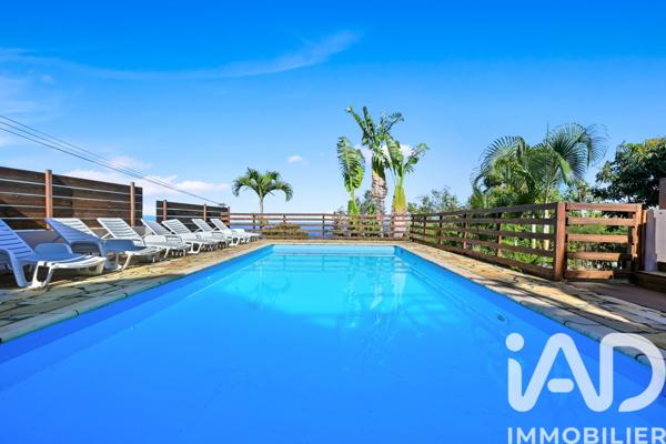 Maison à vendre 7 pièces 215 m² Saint-Leu