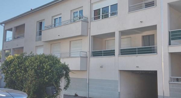 À vendre - T3, 3 pièces situé à La Verpillière (38290)