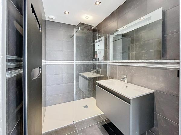 Magnifique villa contemporaine à Fleury