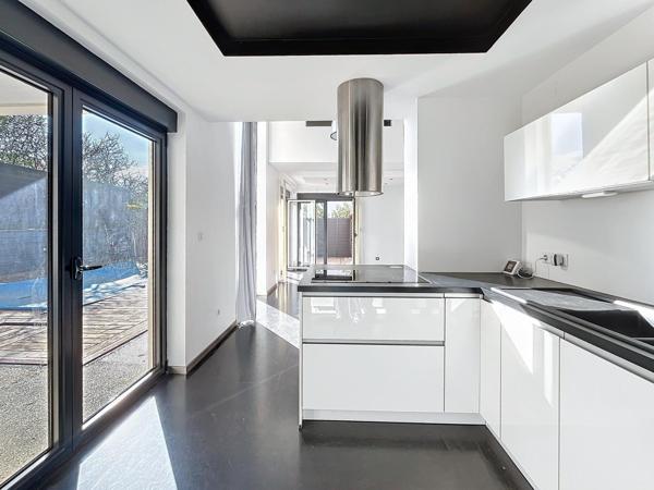 Magnifique villa contemporaine à Fleury