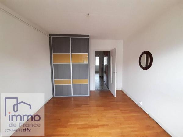 A LOUER - APPARTEMENT T3 EN PLEIN CENTRE VILLE