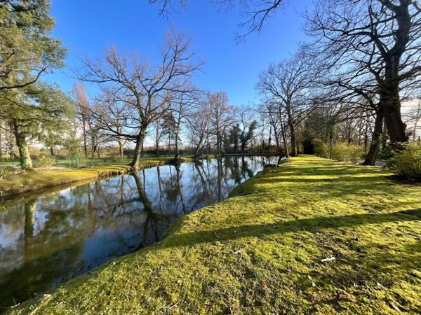 Propriété avec piscine à Vierzon
