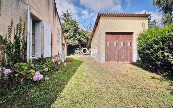 Maison à vendre    2 pièces •  Villefranche-d'Allier