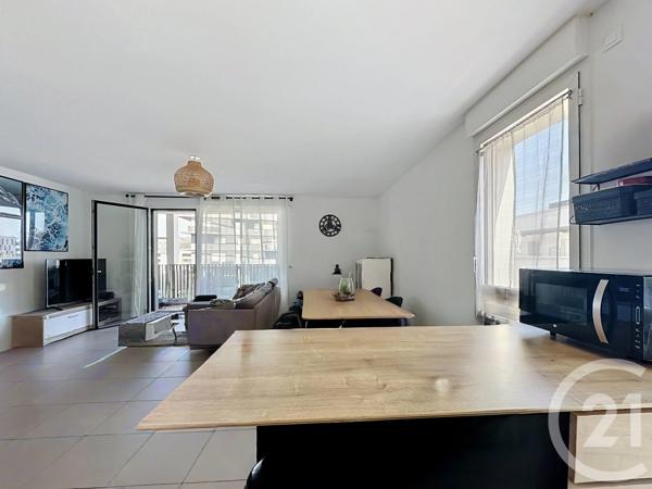 Appartement à vendre  4 pièces - 80,54 m 2   BORDEAUX  - 33
