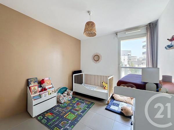 Appartement à vendre  4 pièces - 80,54 m 2   BORDEAUX  - 33