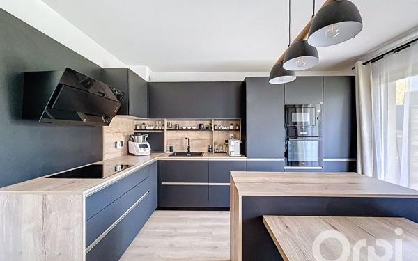 Appartement à vendre    3 pièces • 64,30 m2 Reignier-Ésery