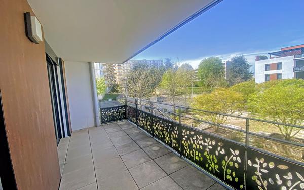 Appartement à vendre    3 pièces • 72 m2 Lyon 5