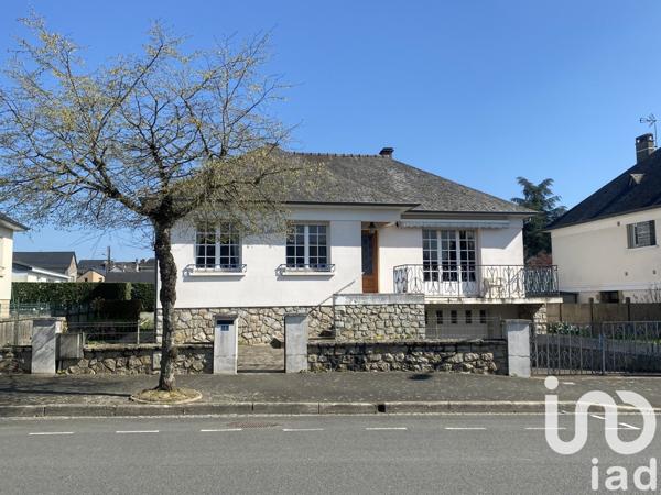 Maison traditionnelle 4 pièces de 83 m² à Évron (53600)