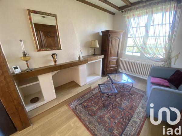 Maison traditionnelle 4 pièces de 83 m² à Évron (53600)