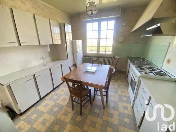 Maison traditionnelle 4 pièces de 83 m² à Évron (53600)