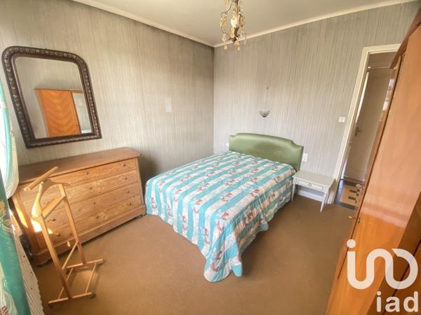 Maison traditionnelle 4 pièces de 83 m² à Évron (53600)