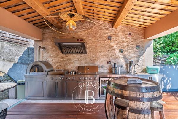 Valbonne, Villa 6 Chambres -  310 m² à vendre