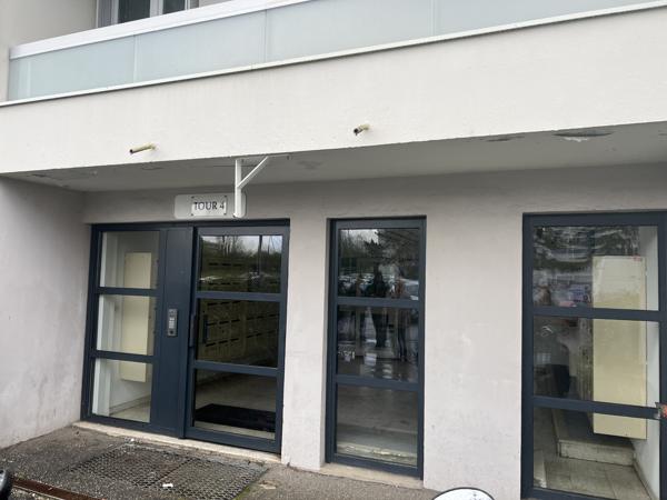 GRADIGNAN EUROFAC STUDETTE BALCON PARKING