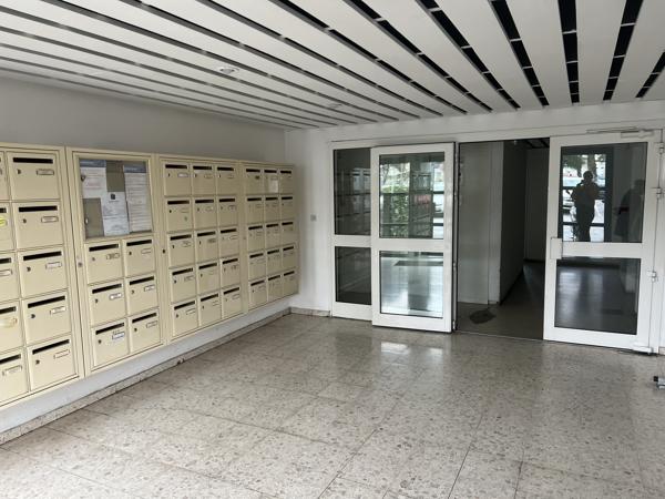 GRADIGNAN EUROFAC STUDETTE BALCON PARKING