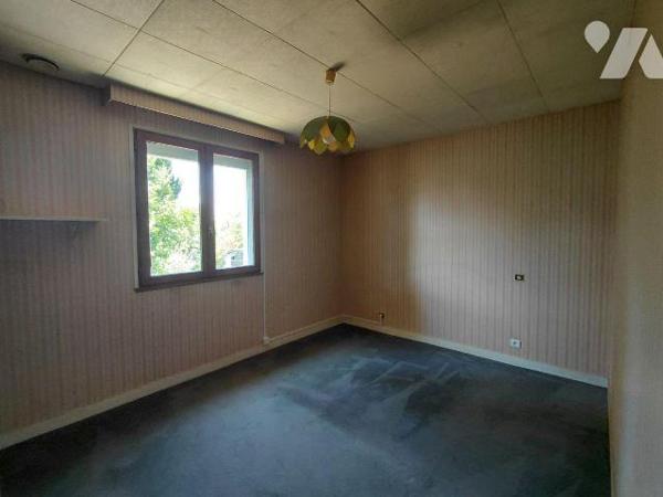 Maison de plain-pied avec terrain constructible - Pontivy (56300)
 
À vendre à Pontivy (56300...