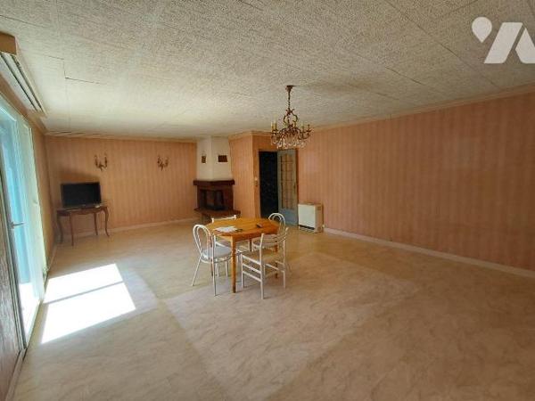 Maison de plain-pied avec terrain constructible - Pontivy (56300)
 
À vendre à Pontivy (56300...