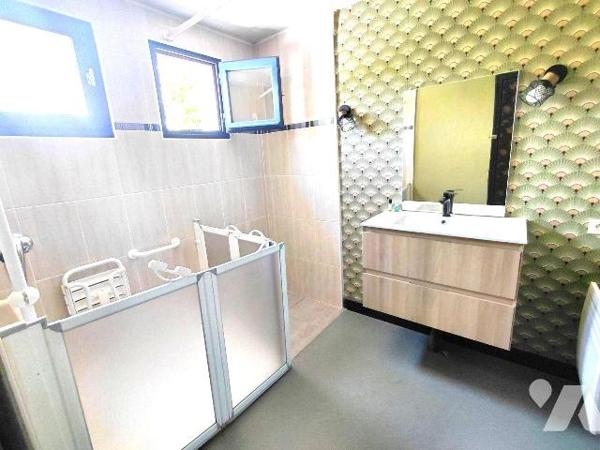 Maison de plain-pied avec terrain constructible - Pontivy (56300)
 
À vendre à Pontivy (56300...
