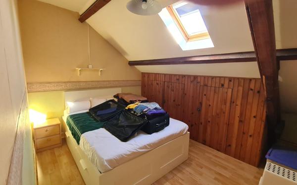 Immeuble à vendre    2 pièces • 165 m2 Domérat