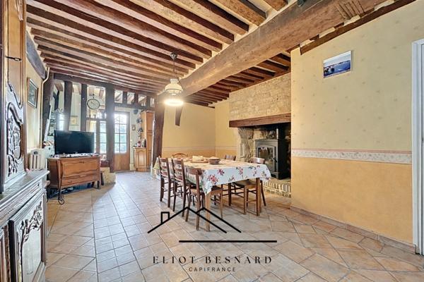 En exclusivité - Maison à colombages du XVIIᵉ siècle avec dépendances et 5 hectares – Grandchamp-le-Château