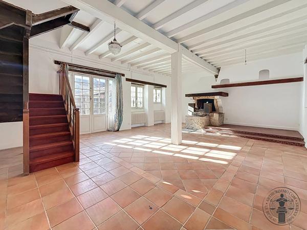 Vente Maison 7 pièces 235 m2 à Dourdan