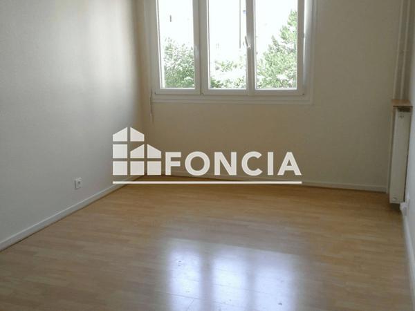 Location Appartement 3 pièces 61.25 m² - 15 RUE D'ALSACE Rennes 35000
