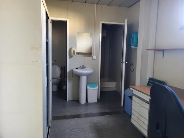 Entrepôt/bureau à vendre AIRVAULT (79) Terrain 1289 m²