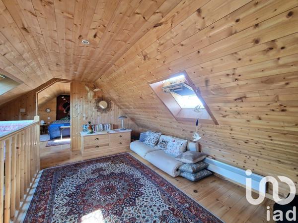 Maison de village 6 pièces de 140 m² à Le Saint (56110)