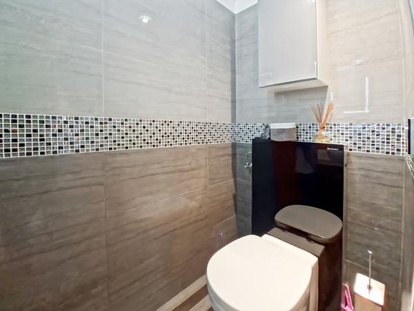 Cannes - 3 Pièces rénové - Dernier étage - Terrasse - Box - Vue dégagée