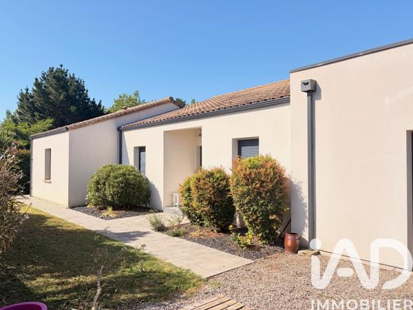 Maison à vendre 6 pièces 145 m² Les Sables-d'Olonne