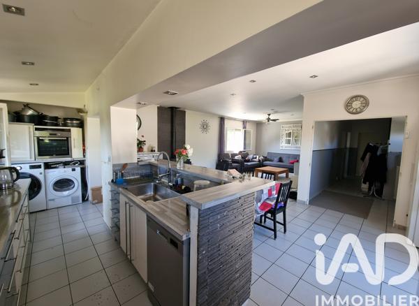 Maison à vendre 6 pièces 150 m² La Tour-du-Crieu