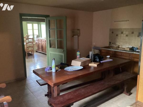 Maison de 70 M2 HAB bâtie sur 852 M2