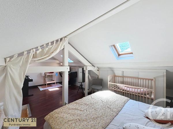Maison à vendre  10 pièces - 201 m 2   BAGNERES DE LUCHON  - 31