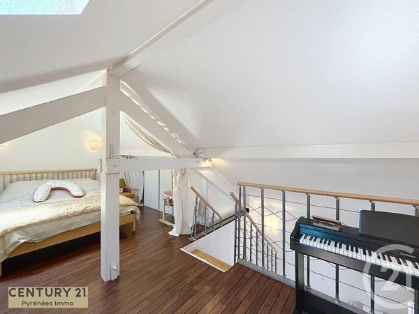Maison à vendre  10 pièces - 201 m 2   BAGNERES DE LUCHON  - 31