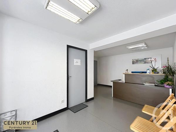 Maison à vendre  10 pièces - 201 m 2   BAGNERES DE LUCHON  - 31