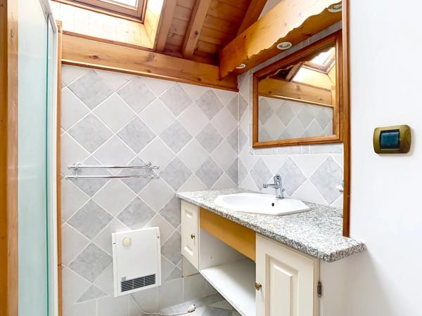 Maison 193 m² à Faverges - Terrain 964 m² - possibilité 2 logements (74)