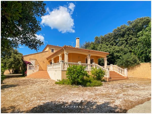 Maison à vendre de type 5 avec maisonnette indépendante SAINT GILLES (30)