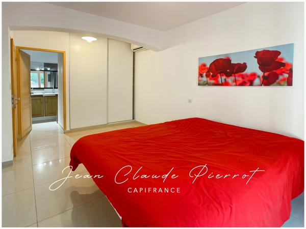 Maison à vendre de type 5 avec maisonnette indépendante SAINT GILLES (30)