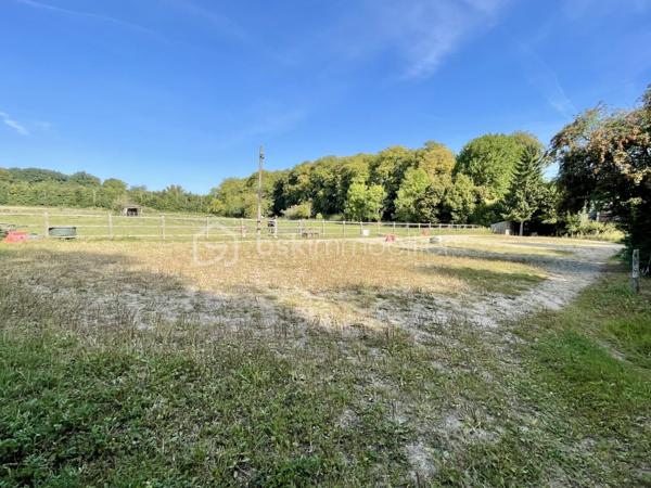 Maison de 30 000 m²