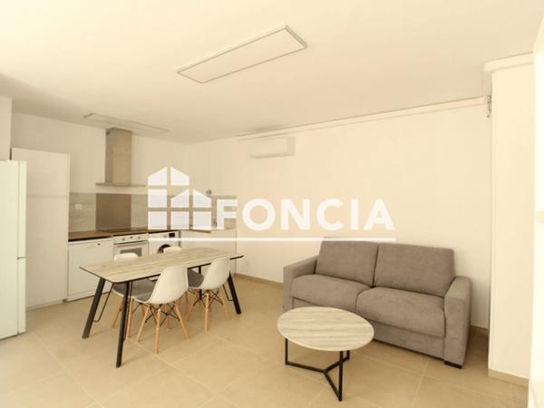 Location Appartement meublé 2 pièces 42 m² - 1 RUE IMBERT - Nimes 30000