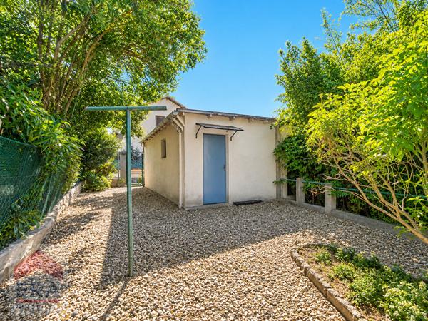 A VENDRE MARSEILLE 13013 ST JEROME LE MERLAN APPARTEMENT T4 JARDIN GARAGE CAVE