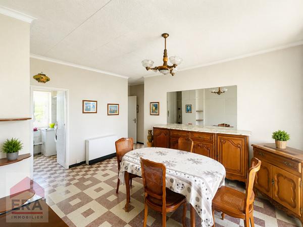 A VENDRE MARSEILLE 13013 ST JEROME LE MERLAN APPARTEMENT T4 JARDIN GARAGE CAVE