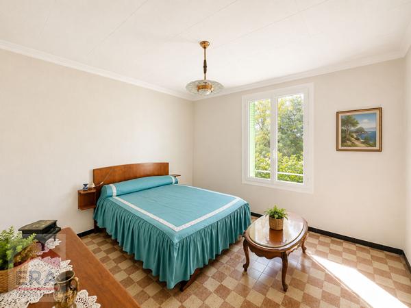A VENDRE MARSEILLE 13013 ST JEROME LE MERLAN APPARTEMENT T4 JARDIN GARAGE CAVE