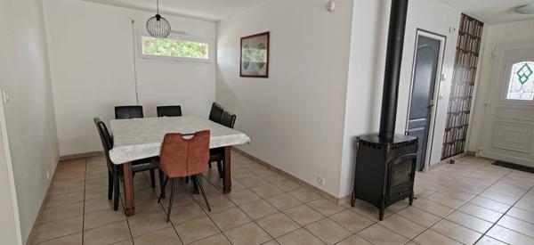 Villa à vendre pour petite famille à Saint-Michel-Chef-Chef