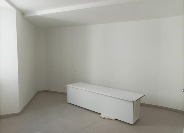 Appartement à louer    4 pièces • 86 m2 Lablachère