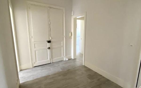 Appartement à louer    4 pièces • 98,46 m2 Limoges
