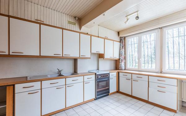 Maison à vendre    5 pièces • 155 m2 Saint-Maur-des-Fossés